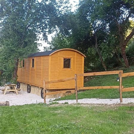 Апартаменти Les Bois D'Ormes Bessey-en-Chaume Екстер'єр фото